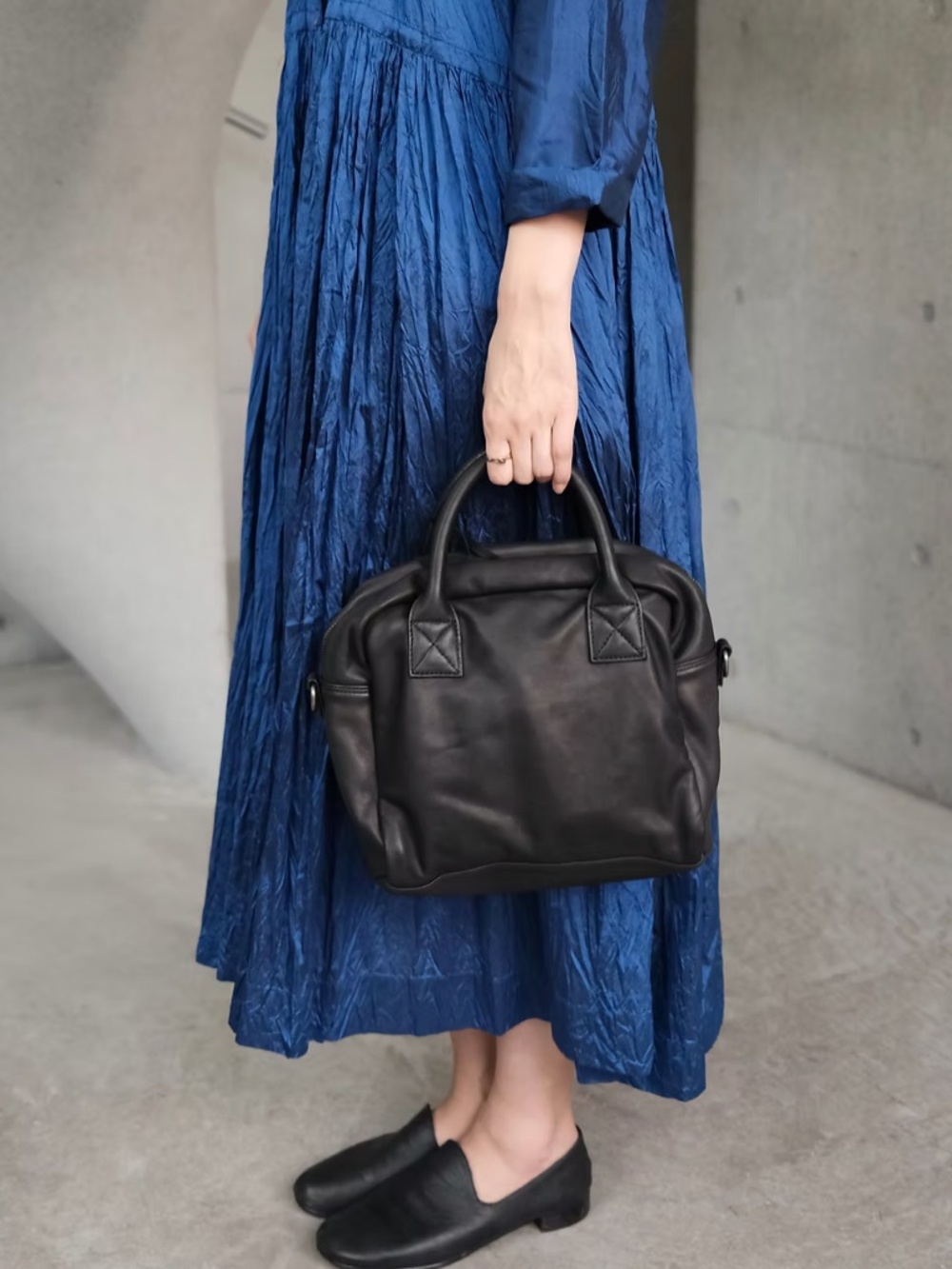Christian Peau Handbag Black Leather Model 06-45601 CP S. NWT
